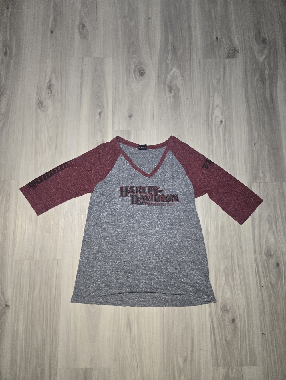 Harley-Davidson J&L Sioux Falls SD Studded Raglan Tee - Grey/Maroon - Size L